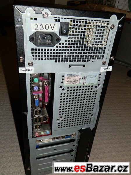 P4 2,8, 1 GB RAM, 250 GB HDD, 17