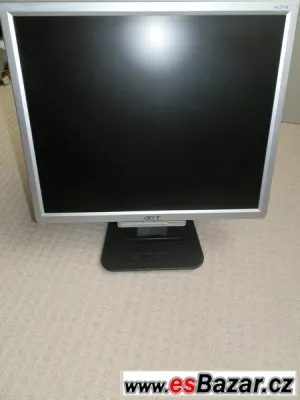 P4 2,8, 1 GB RAM, 250 GB HDD, 17"