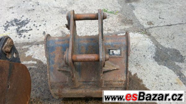 lopata 60 traktorbagr ,barva , Komatsu WB 93/97,