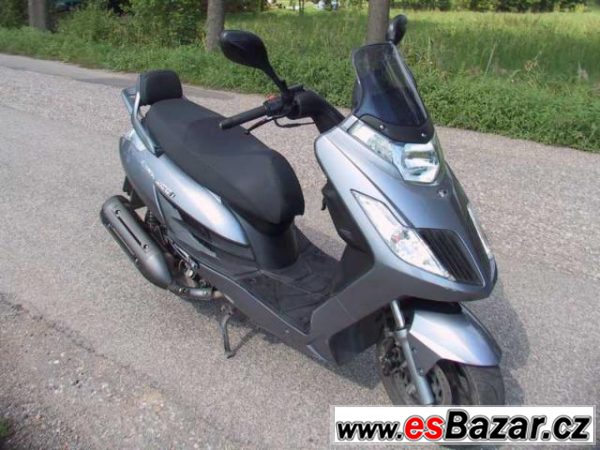 Kymco Yager GT 200i, skútr