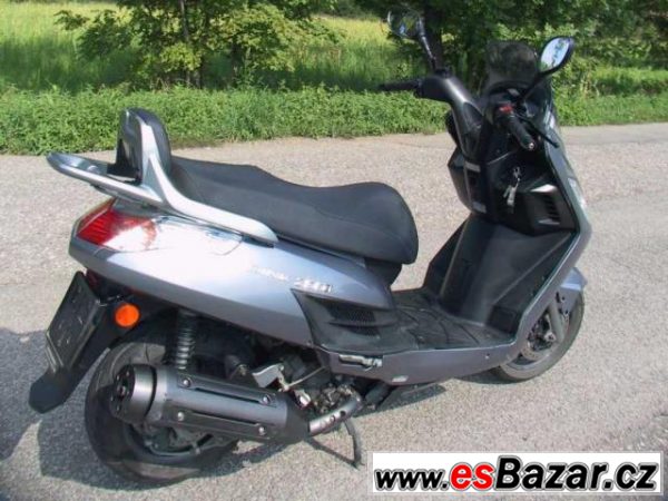 Kymco Yager GT 200i, skútr