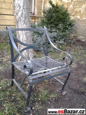 Kované zahradní křeslo