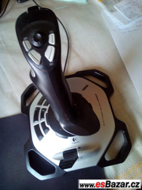 Logitech  Extreme  3D Pro Joystic 