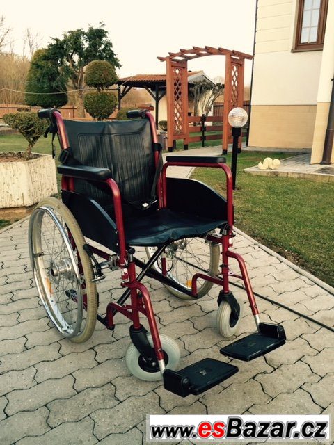 Meyra, skládací invalidní vozík