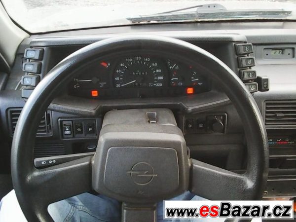 Opel Frontera A 2.8 TD, r. 1995