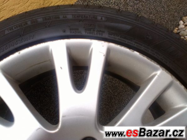  Pneumatiky Dunlop Sport Maxx 225/4