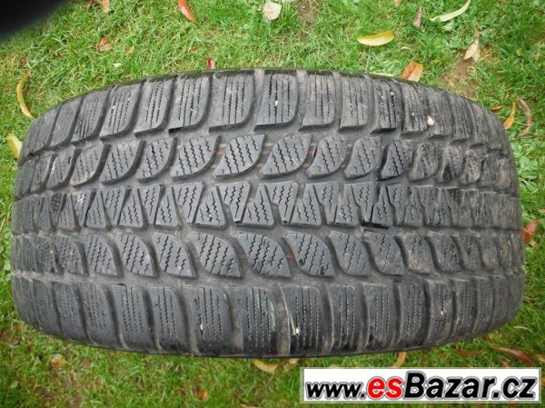 Pneu 235/45 R 17 97V, 8mm 