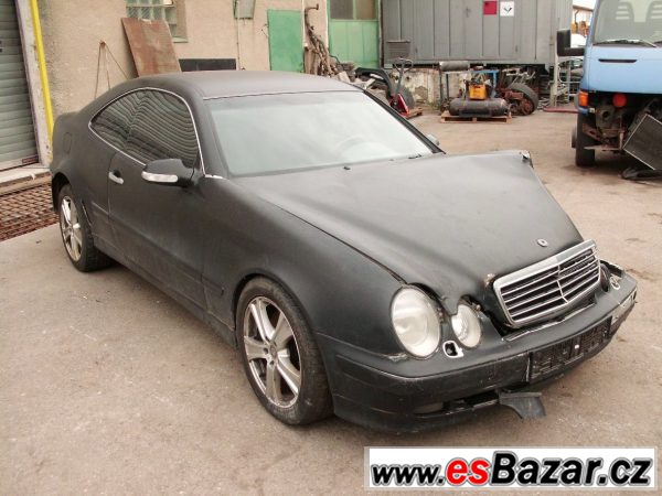 Mercedes 208 CLK