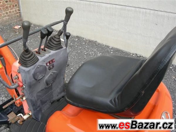 Kubota K008  2002