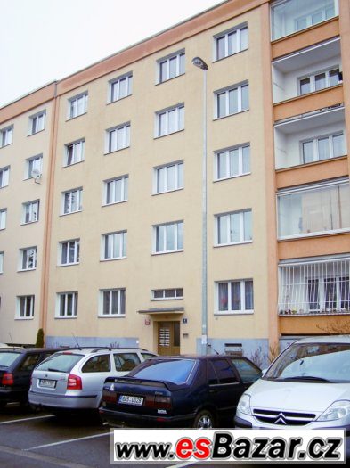Pronájem bytu 2+1, Praha 6 - Břevnov.