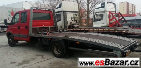 Iveco Daily odtahovka dvoukabina