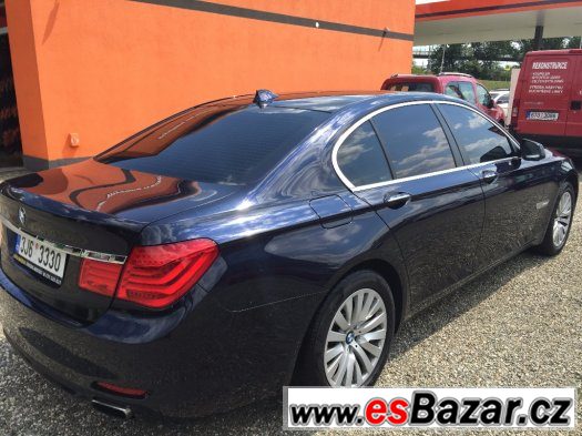 BMW 750i, r.v. 2009/10, plný výbava, odpočet DPH,modrá barva