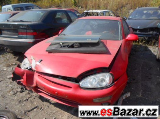 Prodám náhradní díly na Mazda MX-3