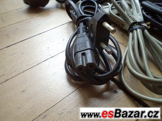 Prodám napájecí kabely k počítačům, USB kabely k tiskárnám, Prodám napájecí kabely k počítačům, USB kabely k tiskárnám,