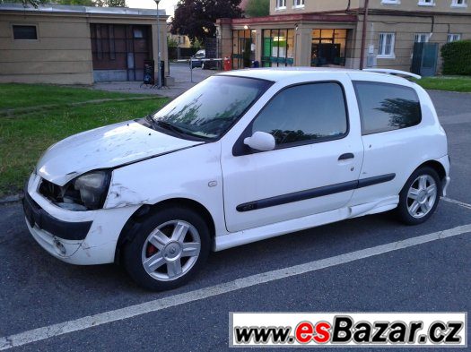 Renault Clio 1.5 DC r. v. 2004 48kW