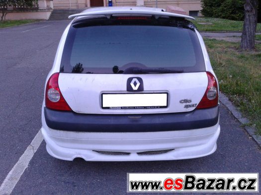 Renault Clio 1.5 DC r. v. 2004 48kW