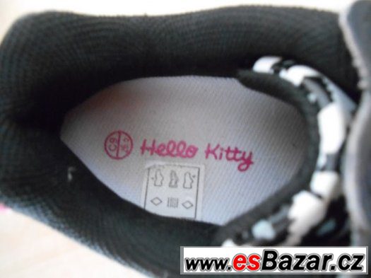 Dětské boty Hello Kitty blikající srdíčka VEL 26,5