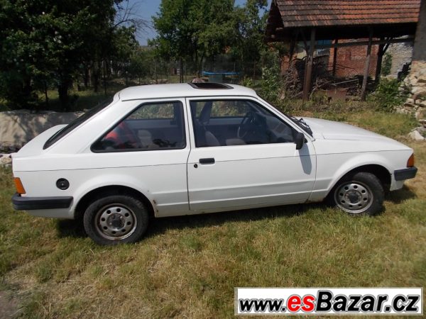 Ford Escort 1300 - veterán