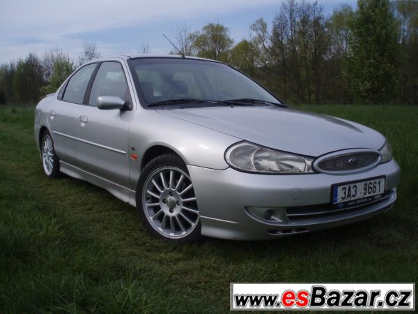 Ford Mondeo ST200