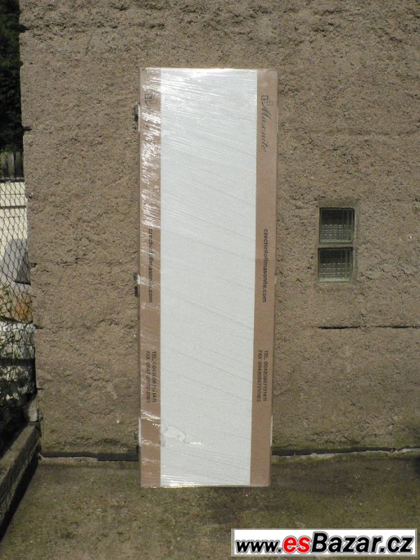 Dveře 60 cm, plné,pravé,barva bílá
