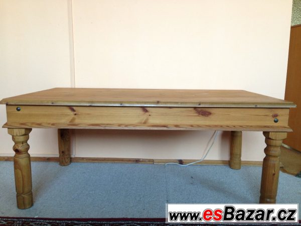 Dřevěný konferenční stůl z masivu