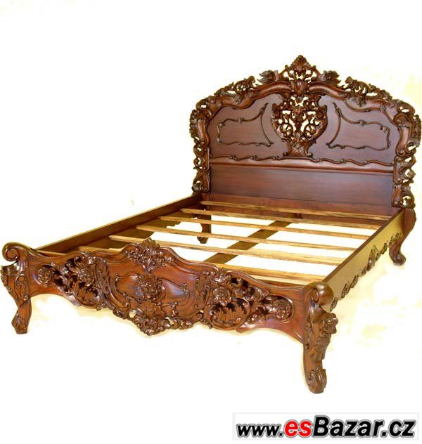 Dřevěná postel Rokoko