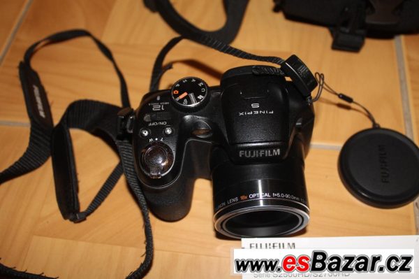 Fujifilm FinePix S2500HD