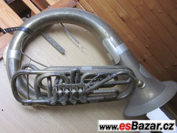 Heligon tuba