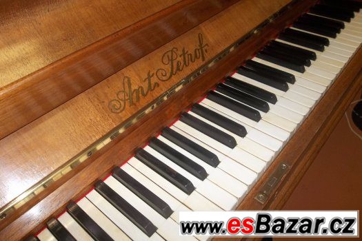 Pianino Ant .Petrof cena 7 tisíc s dopravou-prodaný- Pianino Ant .Petrof cena 7 tisíc s dopravou-prodaný-