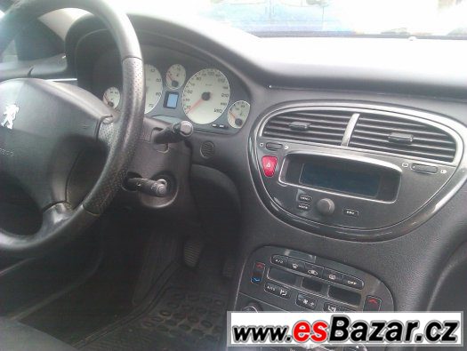 Nabízím náhradní díly na Peugeot 607