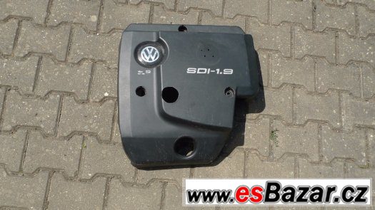 Škoda Rapid - protihlukový kryt motoru