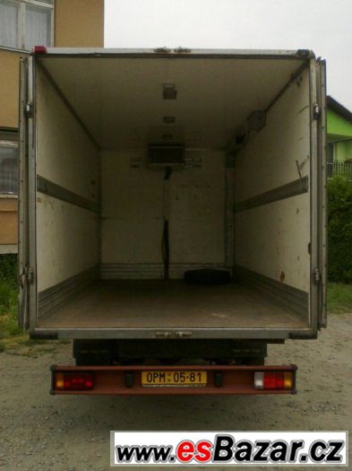 IVECO 35E 10 - chlaďák IVECO 35E 10 - chlaďák