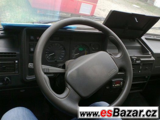 IVECO 35E 10 - chlaďák IVECO 35E 10 - chlaďák
