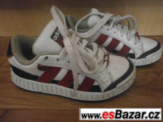 botičky Adidas vel.28,stélka 18cm.