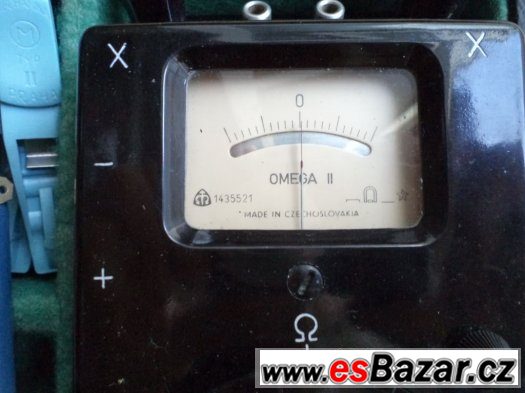 Starý měřící přístroj ohm metr, Omega II
