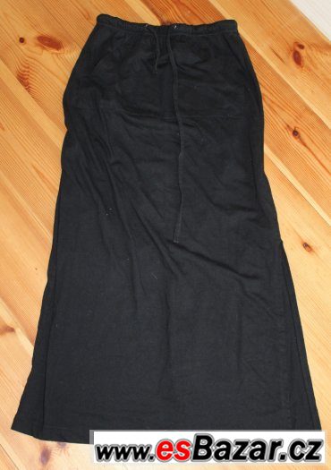 Tři sukně 36/38 Tři sukně 36/38