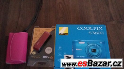 Digitální kompakt Nikon Coolpix S3600 modrý