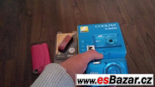 Digitální kompakt Nikon Coolpix S3600 modrý