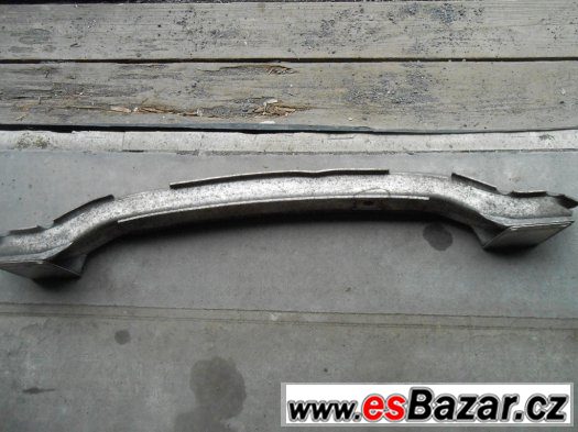 Prodám zadní výztuhu nárazníku na Audi A8 Prodám zadní výztuhu nárazníku na Audi A8