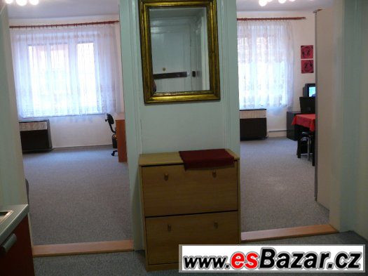 Pronájem BEZ PROVIZE 2+kk /60m 2.p P-7 U Průhonu Pronájem BEZ PROVIZE 2+kk /60m 2.p P-7 U Průhonu