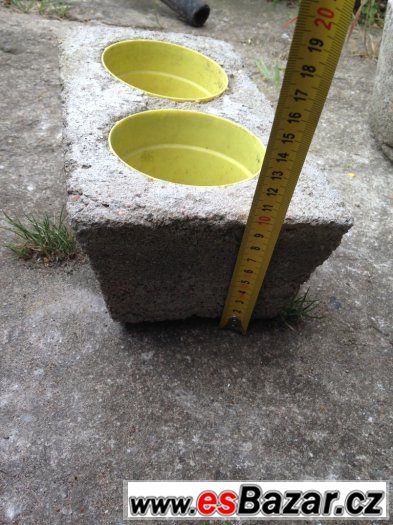 betonove-misky-pro-kraliky