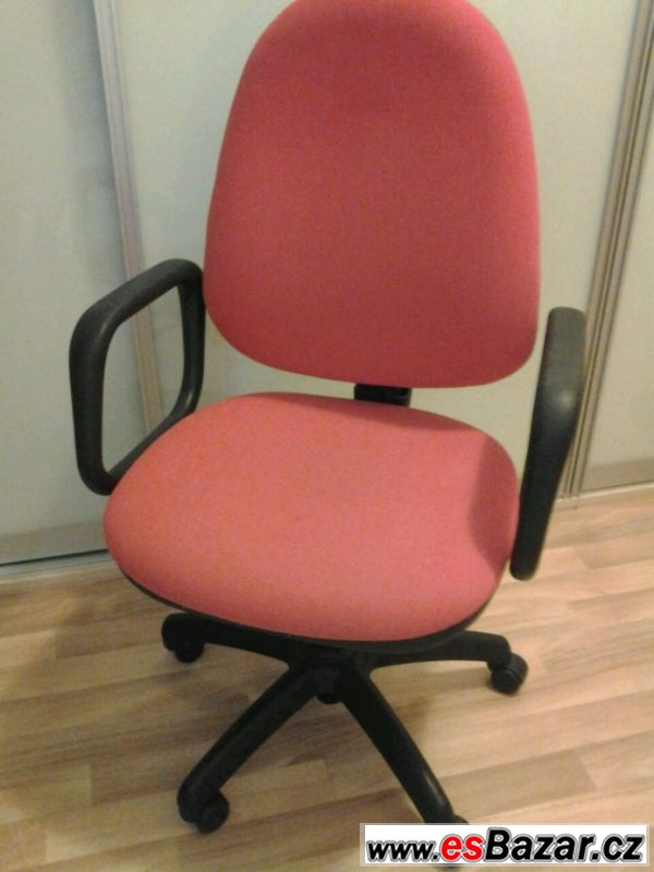 Židle kancelářská červená