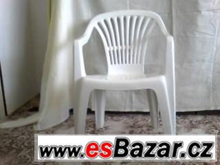 Zahradní židle bílá – plast