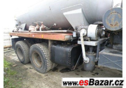 přepravník 10.5m3 VLH T815 T2 (sypke vapno cement