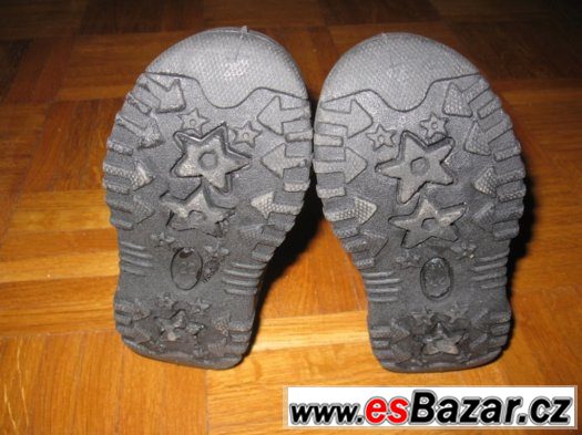 Nové zimní boty Bobbi Shoes velikost 22