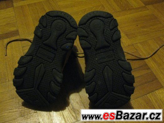 Zimní boty velikost 23