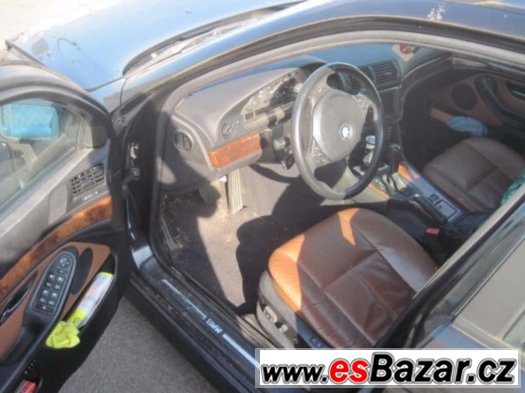 Prodám na díly BMW 528i touring E39 Prodám na díly BMW 528i touring E39