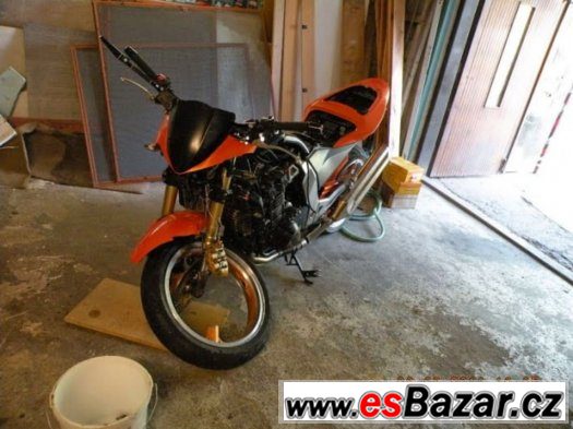 Kawasaki z1000 2004 doprodej dílu