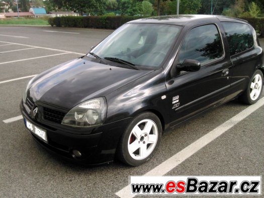 RENAULT CLIO r.v 2001 14.16v