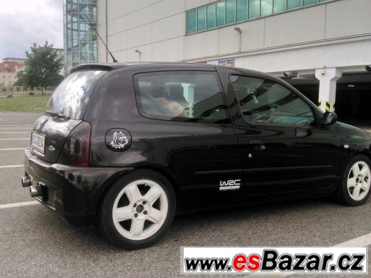 RENAULT CLIO r.v 2001 14.16v